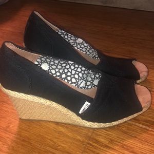 Toms Wedges- Like New